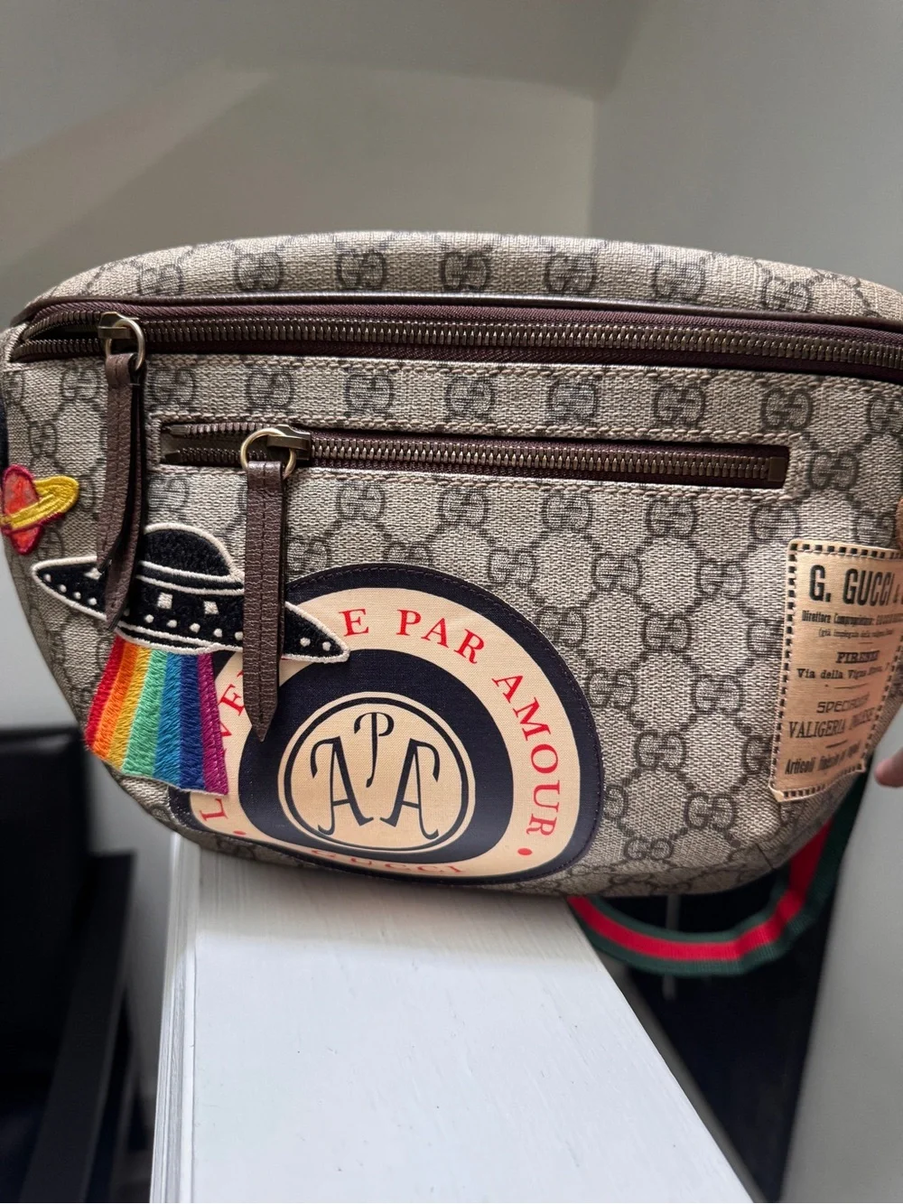 Gucci Beige GG Supreme Canvas Belt Bag with Multicolor Patches and Web Strap